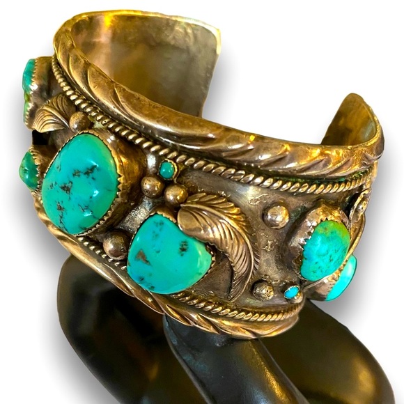 Massive Vintage Navajo Sterling Silver & Turquoise Cuff Bracelet Signed DUTOM! - Picture 4 of 16